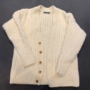 Brandy Melville sweater